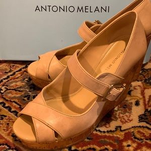 Nude, leather wedge baby-dolls